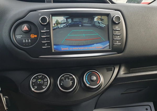 Toyota Yaris cena 49900 przebieg: 82103, rok produkcji 2017 z Warszawa małe 529